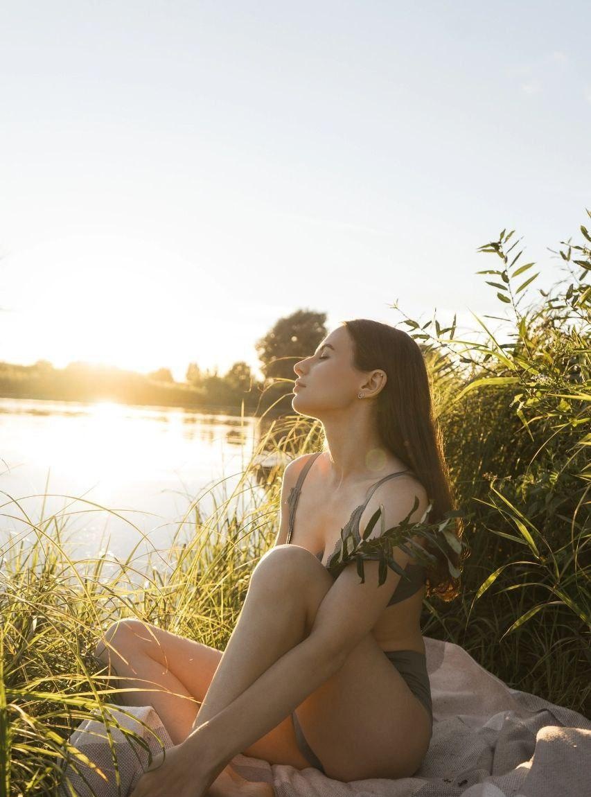 Габриэлла привлекальеная девушка из Мегиона цена от 5000 руб