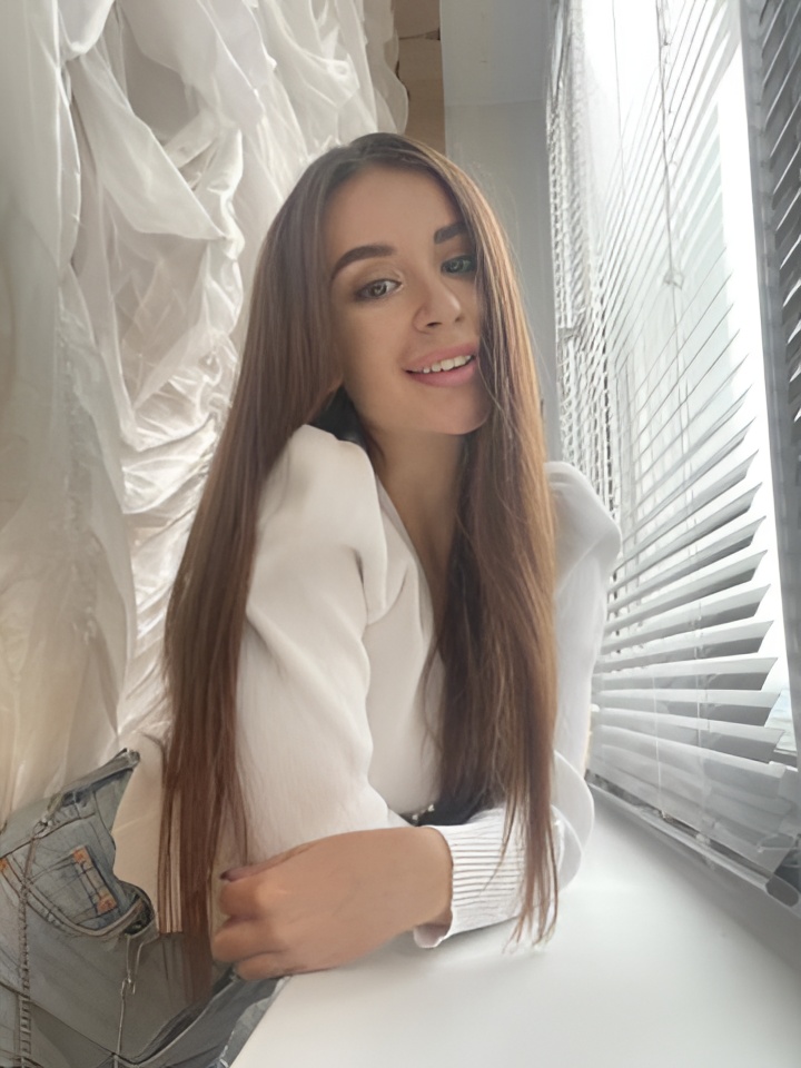 Индивидуалка Алиса, доступна для личного знакомства от 5000 руб