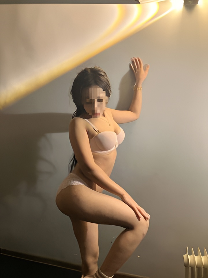 Индивидуалка Амалия, доступна для личного знакомства от 2500 руб