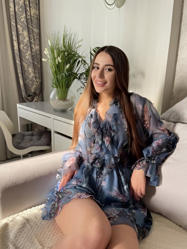 Алиса привлекательная девушка из Мегиона цена от 5000 руб