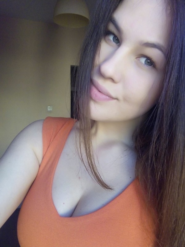 Рита привлекательная девушка из Мегиона цена от 3500 руб