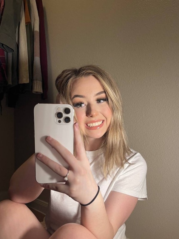 Ника привлекательная девушка из Мегиона цена от 3000 руб