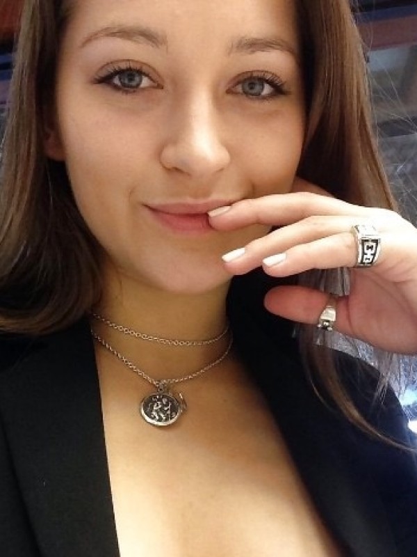 Светлана привлекательная девушка из Мегиона цена от 3500 руб